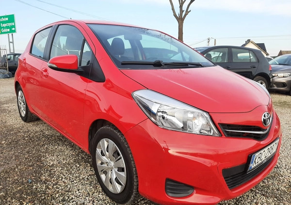 Toyota Yaris cena 30800 przebieg: 159000, rok produkcji 2011 z Zbąszyń małe 436